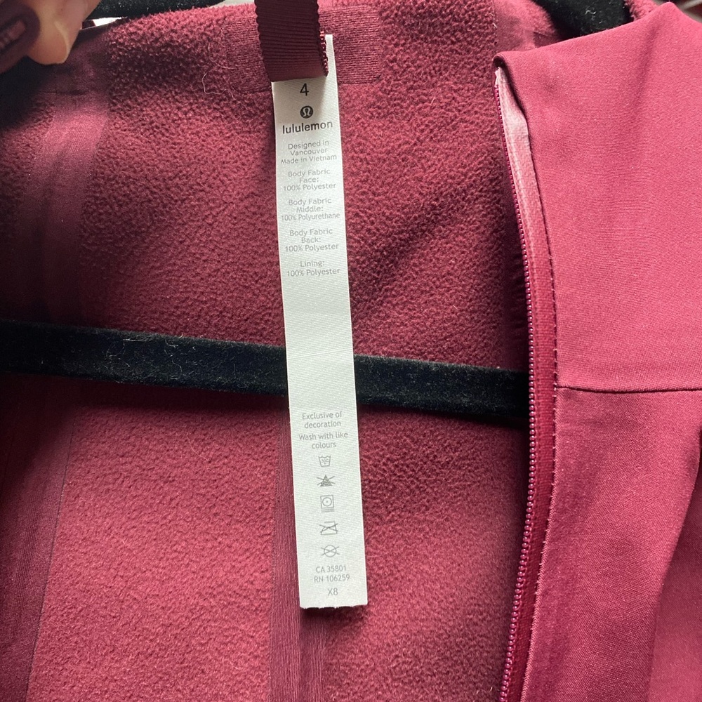Lululemon jacket - Picture 3 of 5